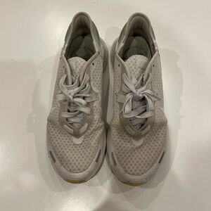 Nike Women's Sneakers - White and Gray